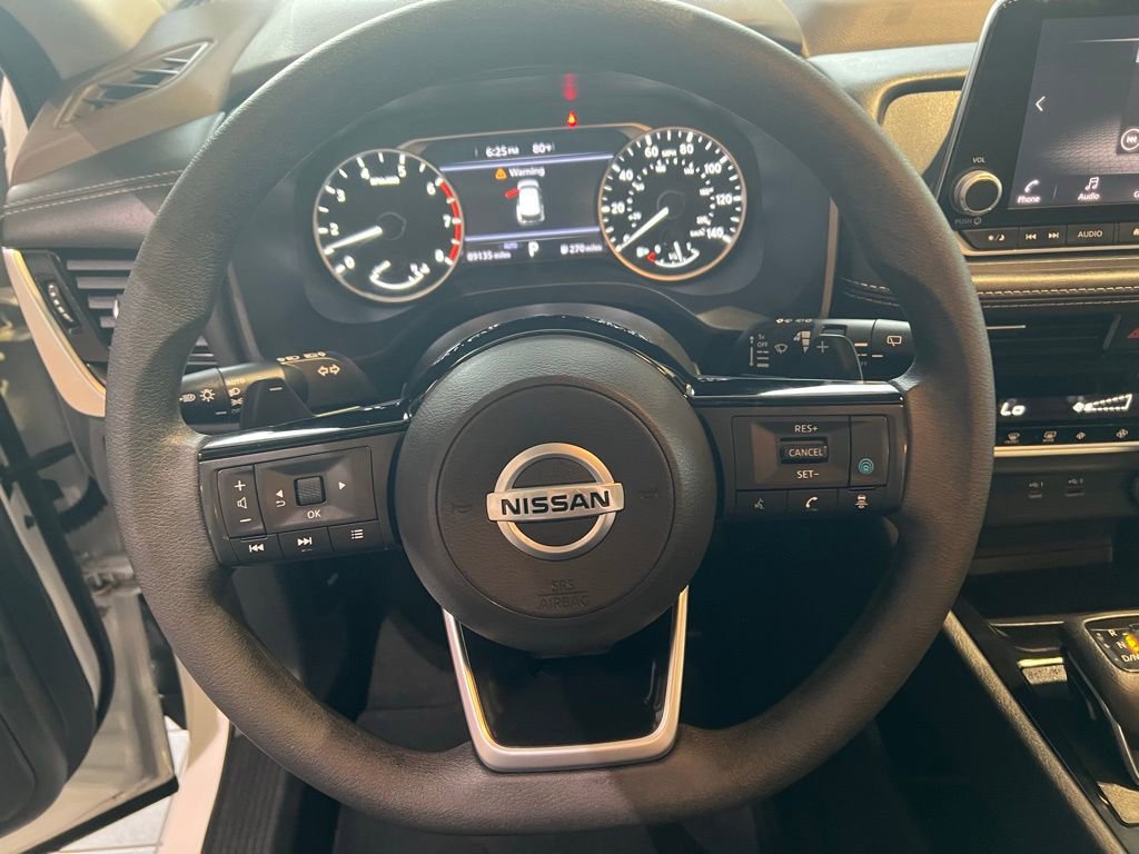 Used 2021 Nissan Rogue SV AWD/4WD image 24