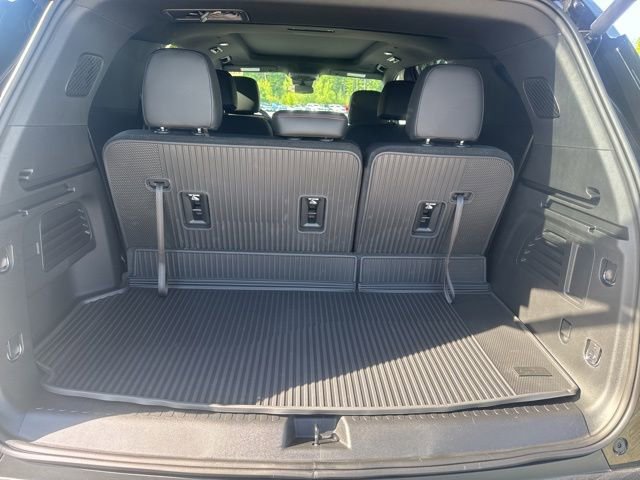 New 2026 Chevrolet Traverse Z71 w/ LPO, Floor Liner Package AWD/4WD image 29