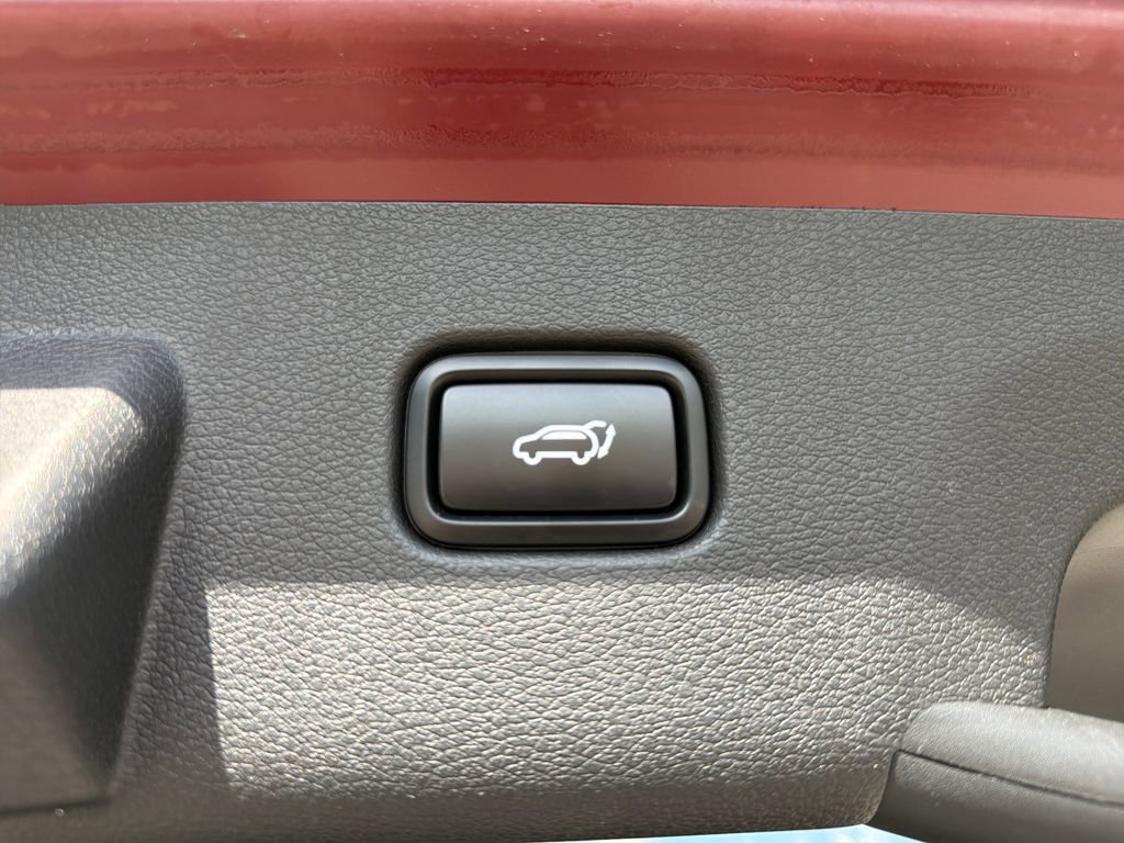 Used 2023 Kia Sportage SX FWD image 11