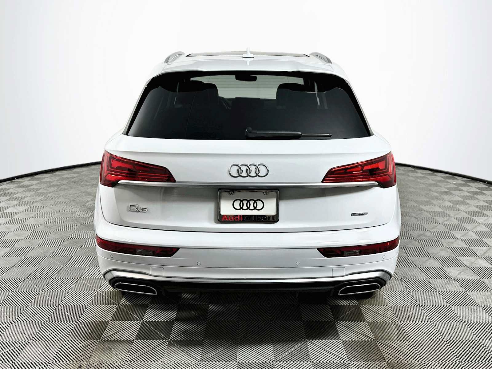 Certified 2023 Audi Q5 2.0T Premium Plus w/ Premium Plus Package AWD/4WD image 6