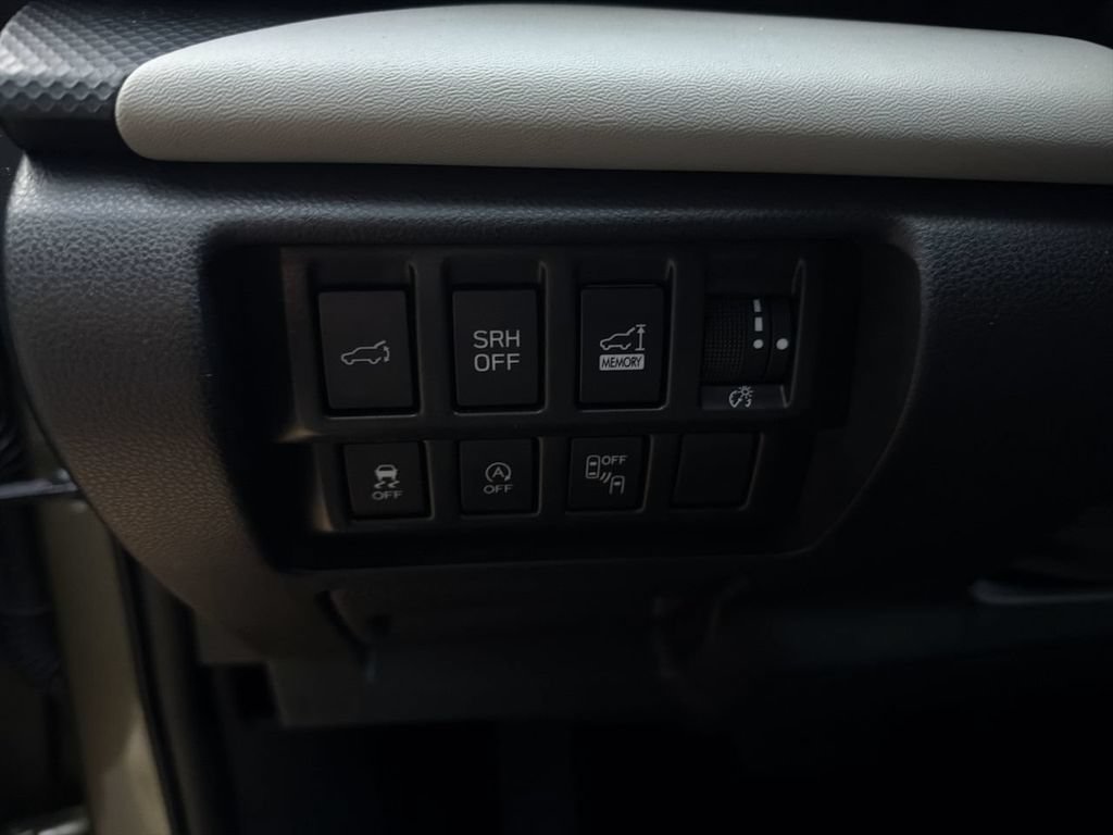 Certified 2022 Subaru Forester Limited AWD/4WD image 17