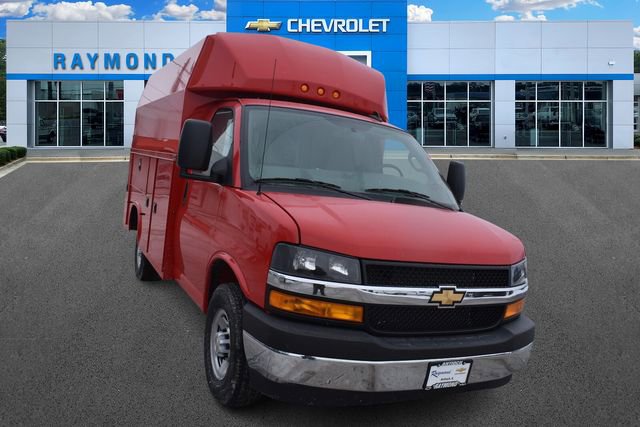 New 2026 Chevrolet Express 3500 w/ Power Convenience Package image 10