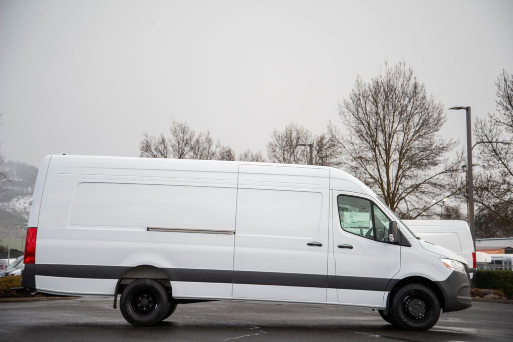 New 2026 Mercedes-Benz Sprinter 4500 image 5
