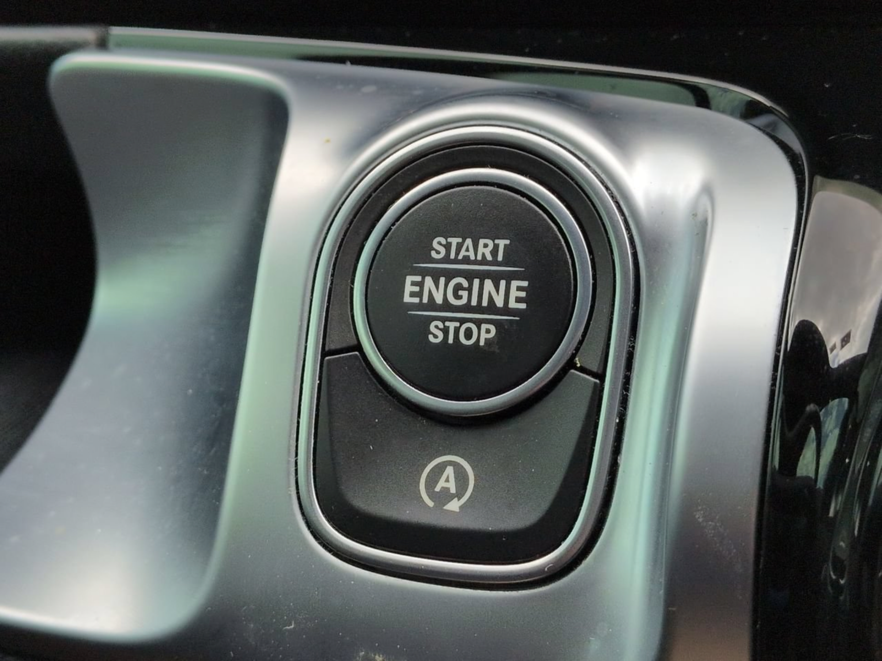 Used 2022 Mercedes-Benz GLB 250 4MATIC image 35
