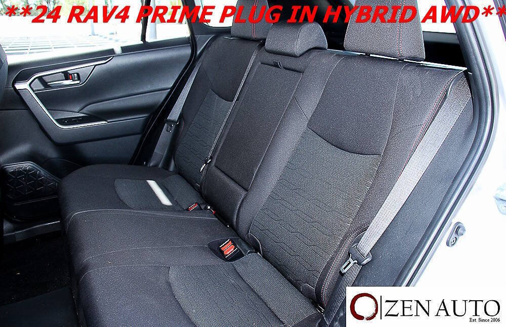 Used 2024 Toyota RAV4 SE w/ Weather & Moonroof Package AWD/4WD image 33