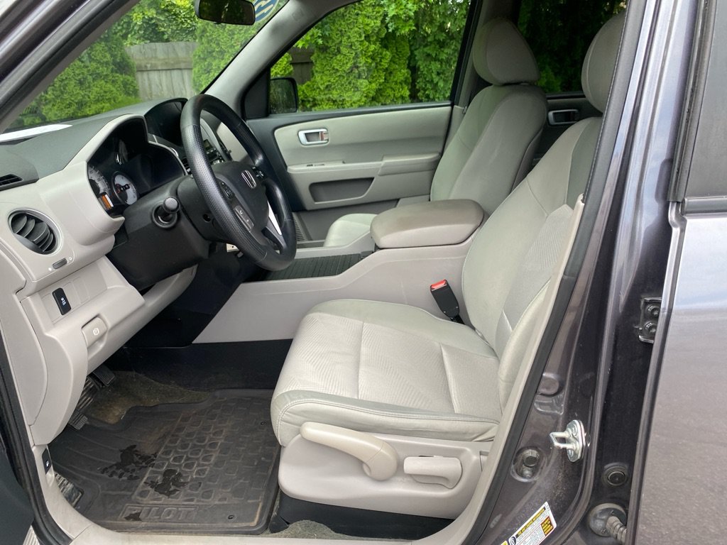 Used 2015 Honda Pilot LX image 9