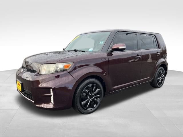Used 2014 Scion xB image 1