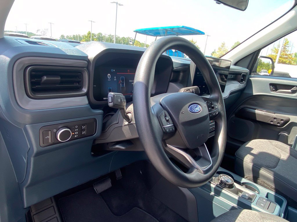 Certified 2025 Ford Maverick XLT w/ Black Appearance Package AWD/4WD image 9