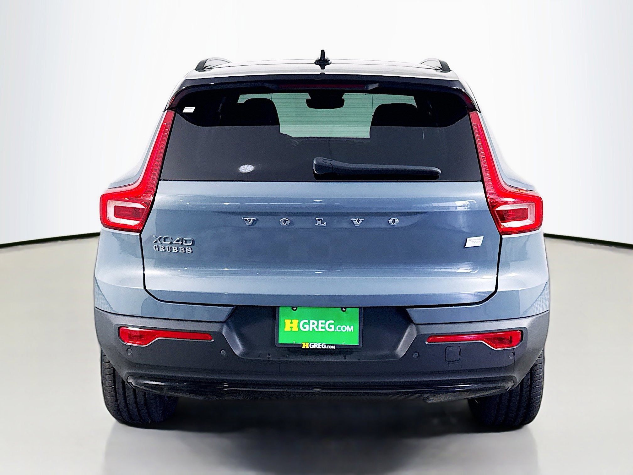 Used 2023 Volvo XC40 Recharge Ultimate w/ Protection Package Premier image 8