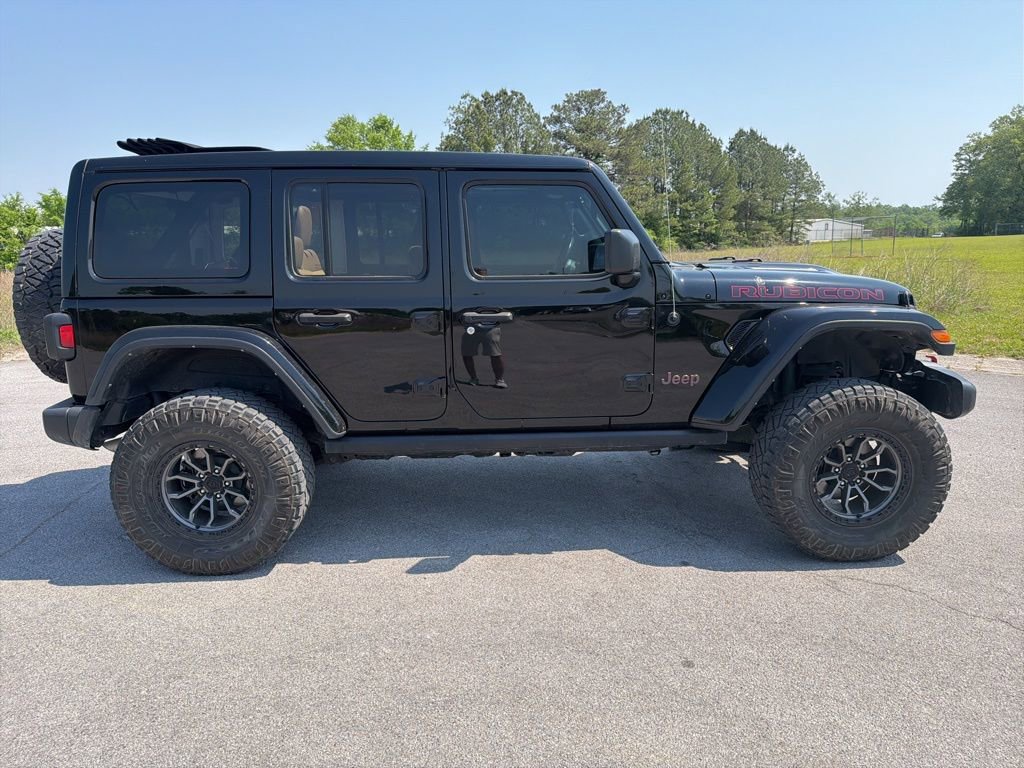 Used 2022 Jeep Wrangler Unlimited Rubicon w/ Cold Weather Group AWD/4WD image 6
