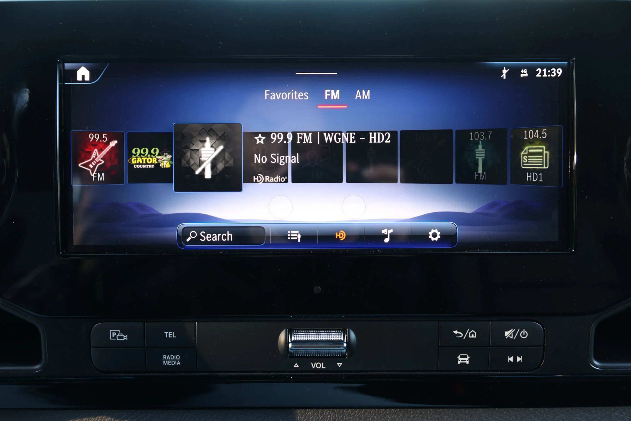 Used 2024 Mercedes-Benz eSprinter 170 Cargo image 13
