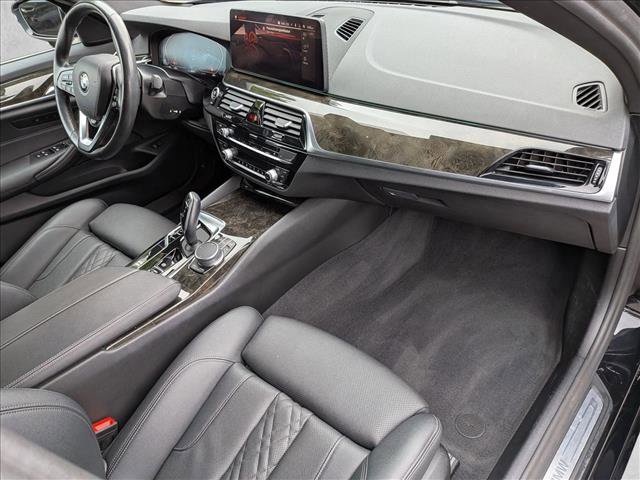 Used 2022 BMW 530i w/ Convenience Package RWD image 23