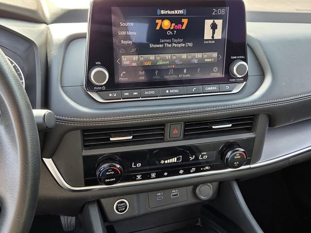 Used 2023 Nissan Rogue SV FWD image 17