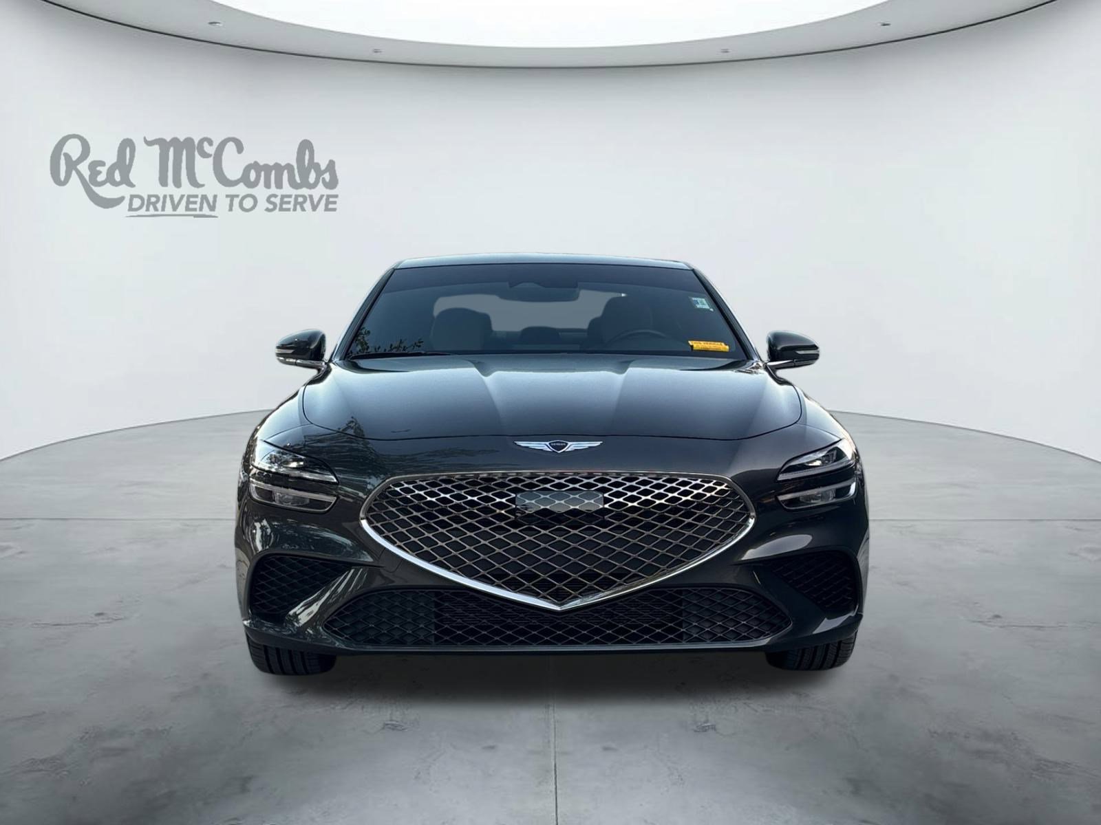Used 2025 Genesis G70 2.5T image 8