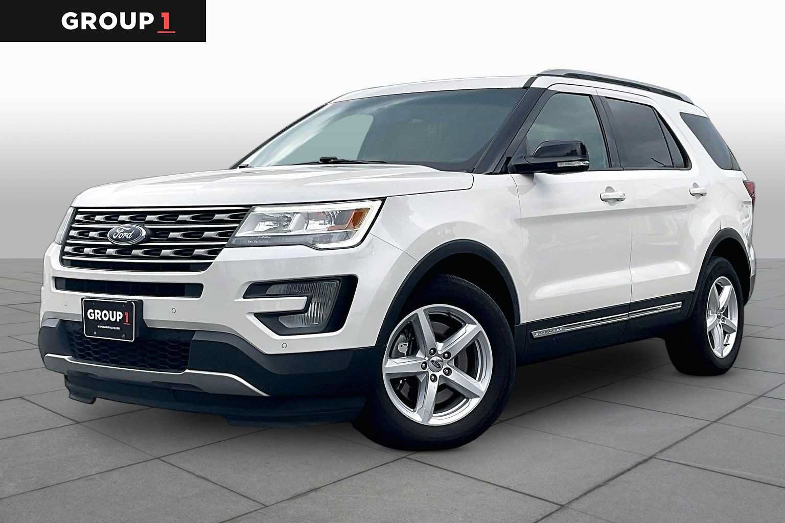Used 2016 Ford Explorer XLT w/ Equipment Group 202A AWD/4WD image 1