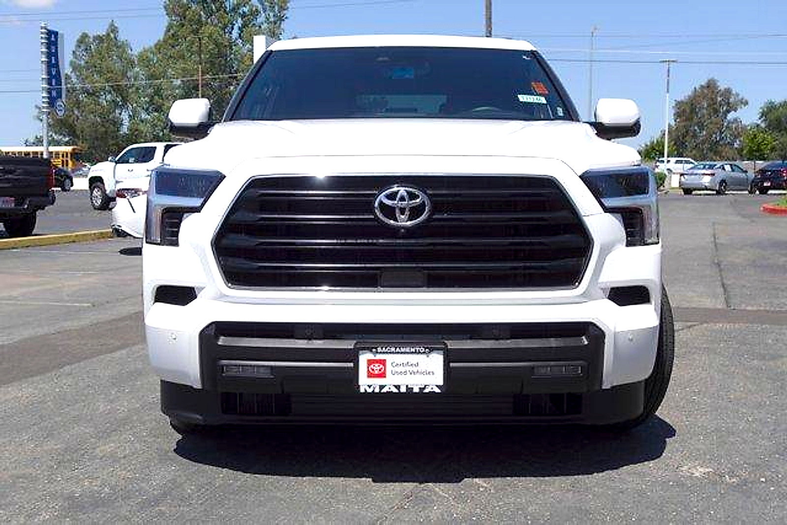 Certified 2025 Toyota Sequoia SR5 AWD/4WD image 3
