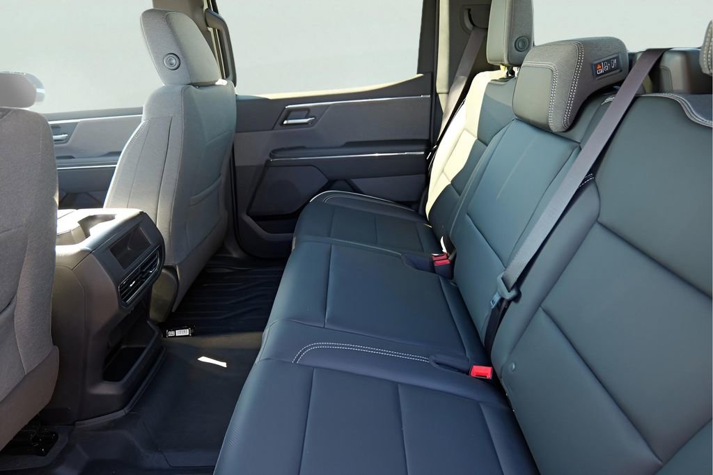 New 2026 GMC Sierra EV Elevation w/ LPO, Elevation Dark Package image 22