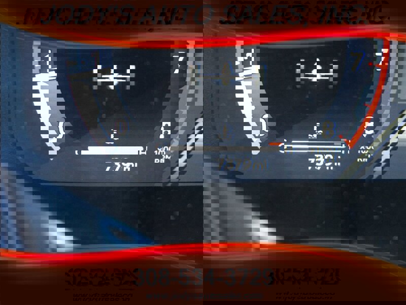 Used 2024 Toyota Tacoma TRD Off-Road image 15