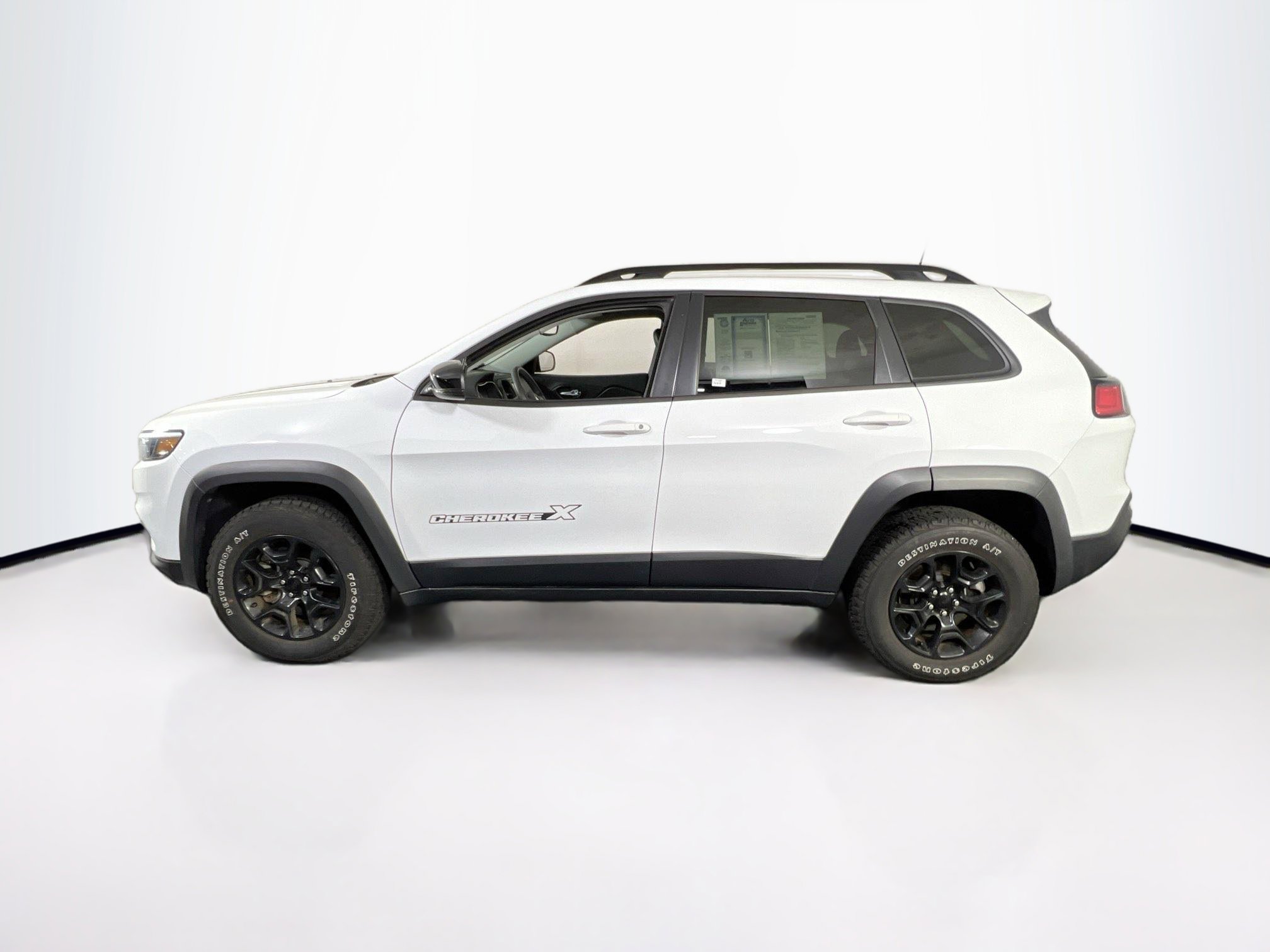 Used 2022 Jeep Cherokee Latitude image 8