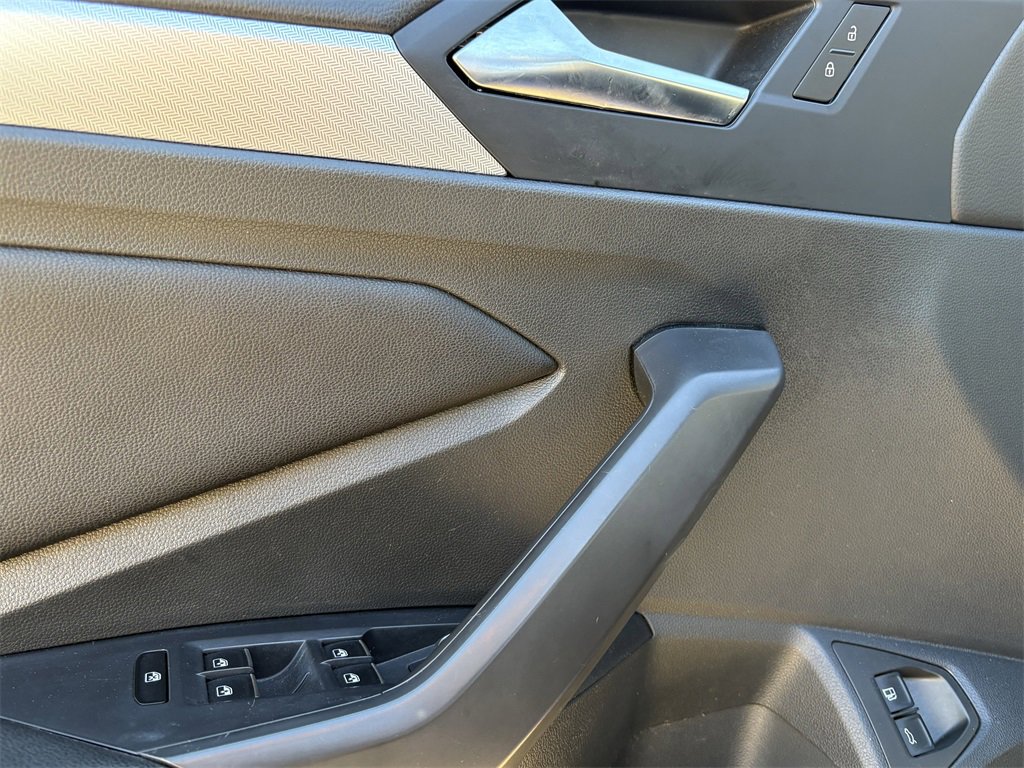 Used 2024 Volkswagen Jetta Sport image 11