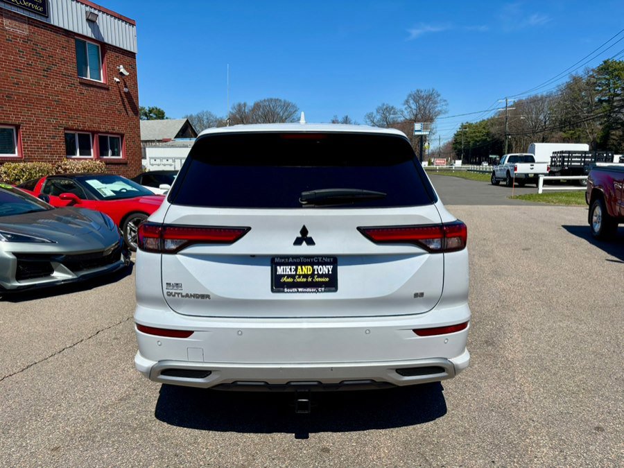 Used 2023 Mitsubishi Outlander SE image 7