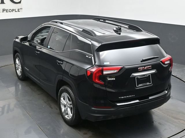 Used 2023 GMC Terrain SLE w/ Driver Convenience Package image 40