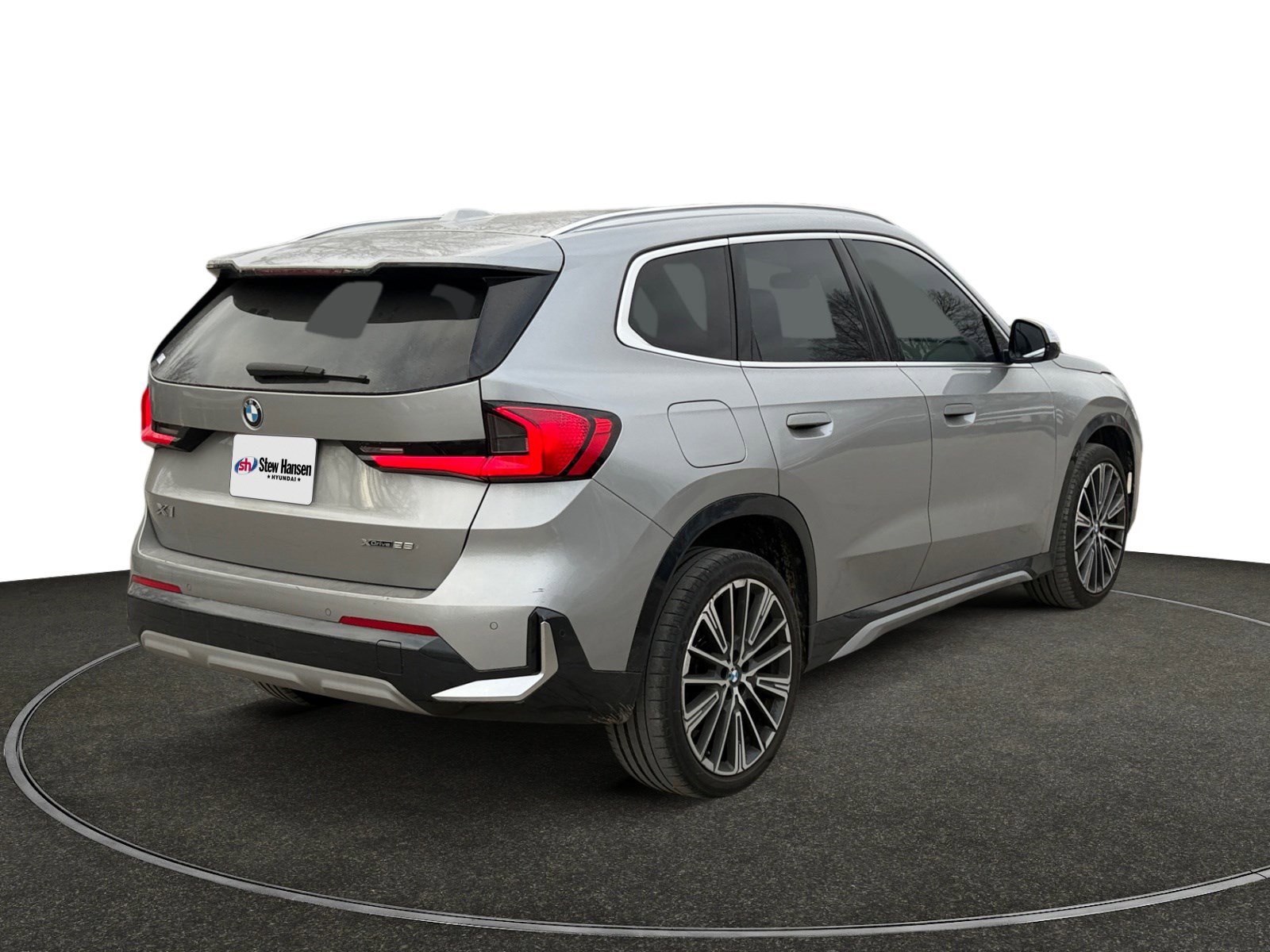 Used 2023 BMW X1 xDrive28i w/ Premium Package image 6