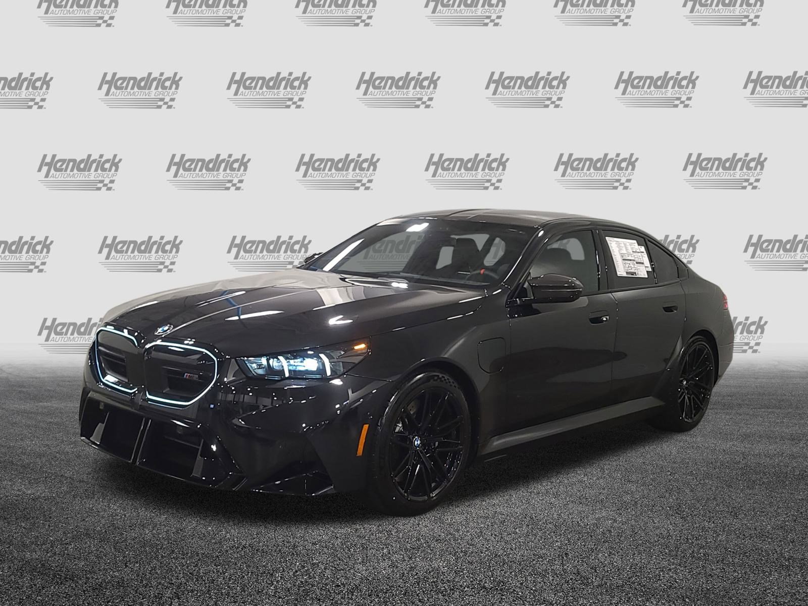 New 2026 BMW M5 w/ Carbon Package image 3