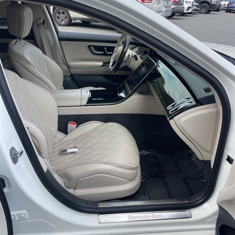 Used 2021 Mercedes-Benz S 580 4MATIC Sedan image 3