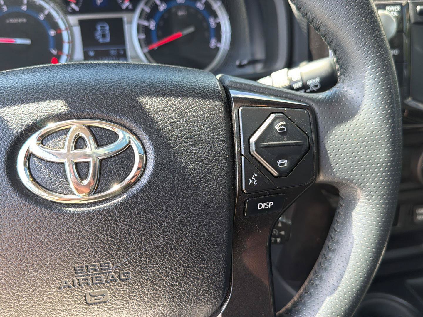 Used 2018 Toyota 4Runner TRD Off-Road Premium AWD/4WD image 22