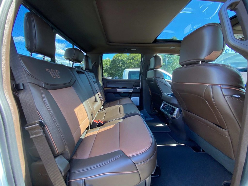 Used 2025 Ford F450 King Ranch image 10