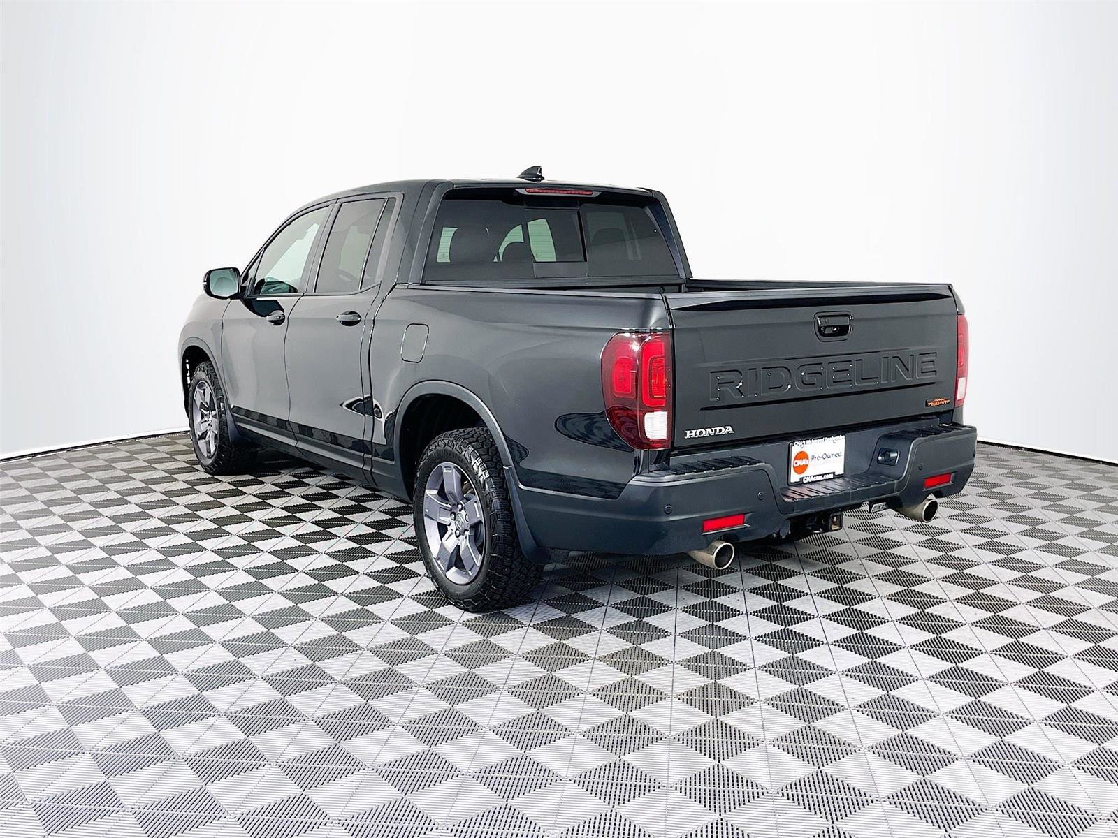 Used 2025 Honda Ridgeline TrailSport image 7