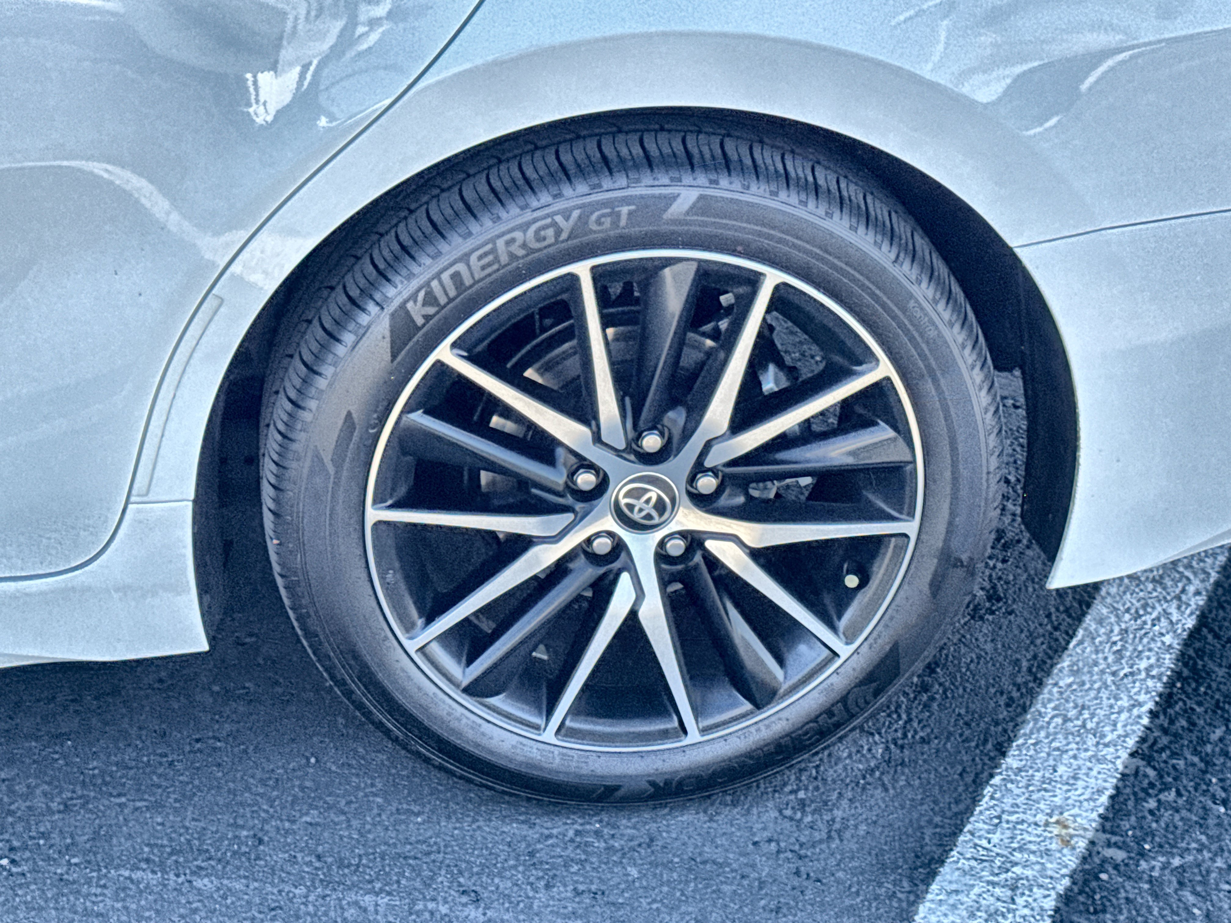 Used 2023 Toyota Camry SE image 32