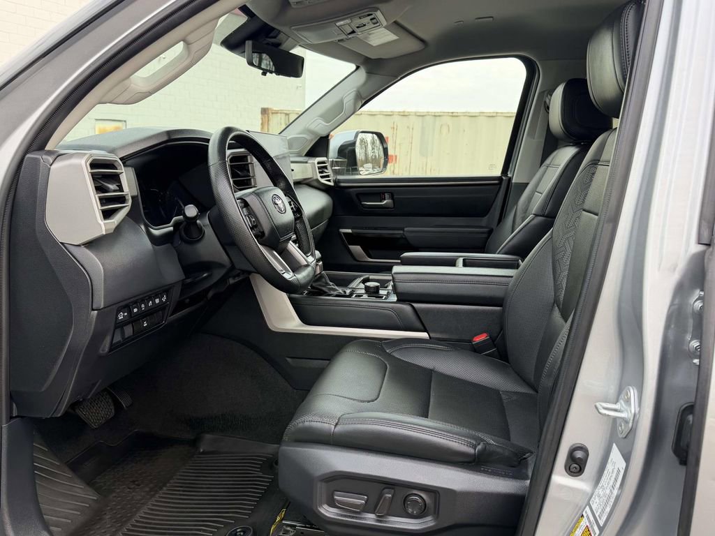 Used 2023 Toyota Tundra Limited AWD/4WD image 16