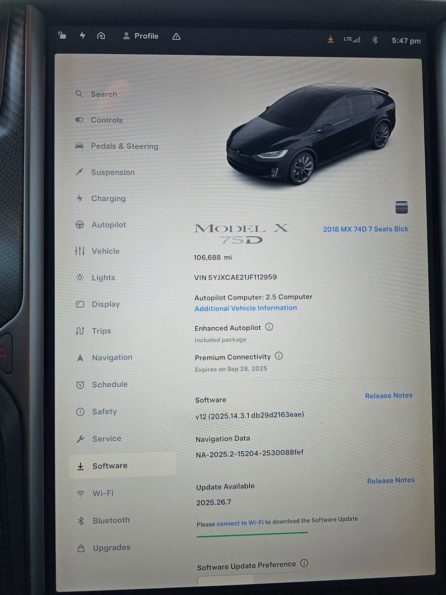 Used 2018 Tesla Model X 75D image 10