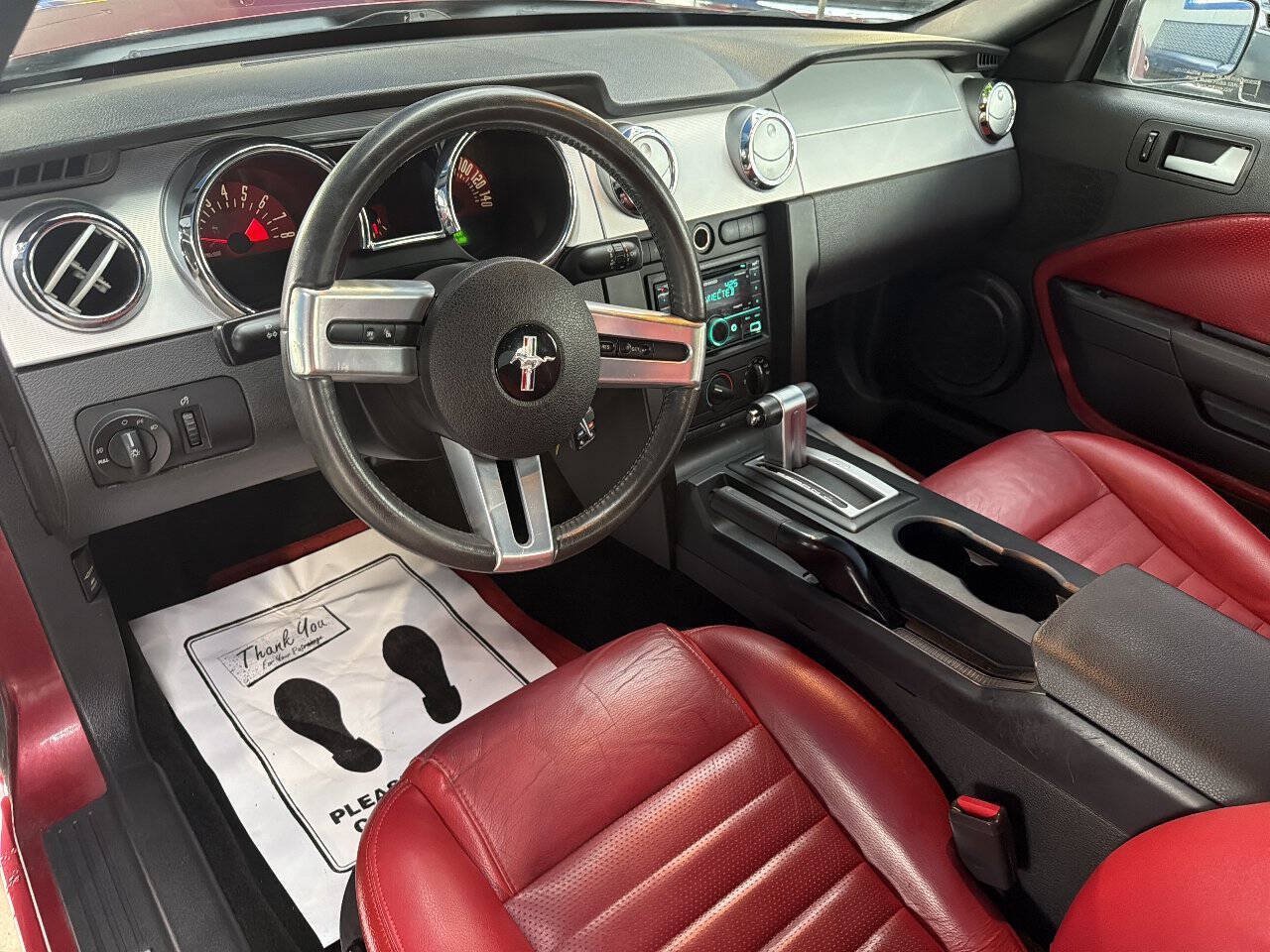 Used 2005 Ford Mustang GT Premium RWD image 15