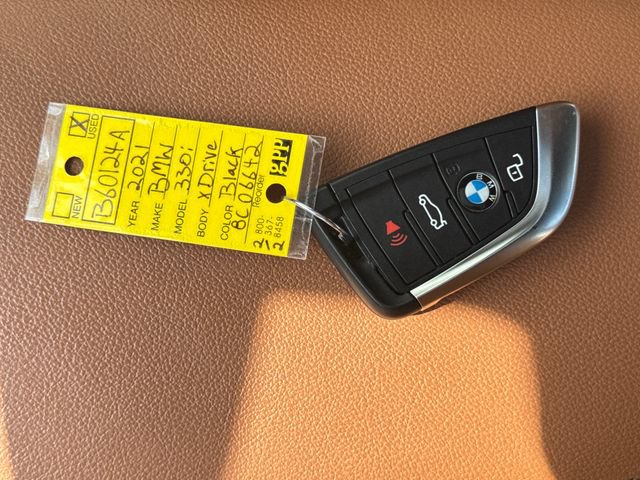 Used 2021 BMW 330i xDrive Sedan w/ Premium Package AWD/4WD image 26