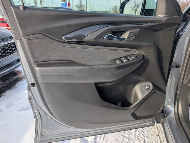 Used 2021 Chevrolet TrailBlazer ACTIV w/ Sun and Liftgate Package image 9