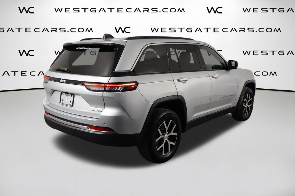 Used 2025 Jeep Grand Cherokee Limited w/ Trailer Tow Package AWD/4WD image 56