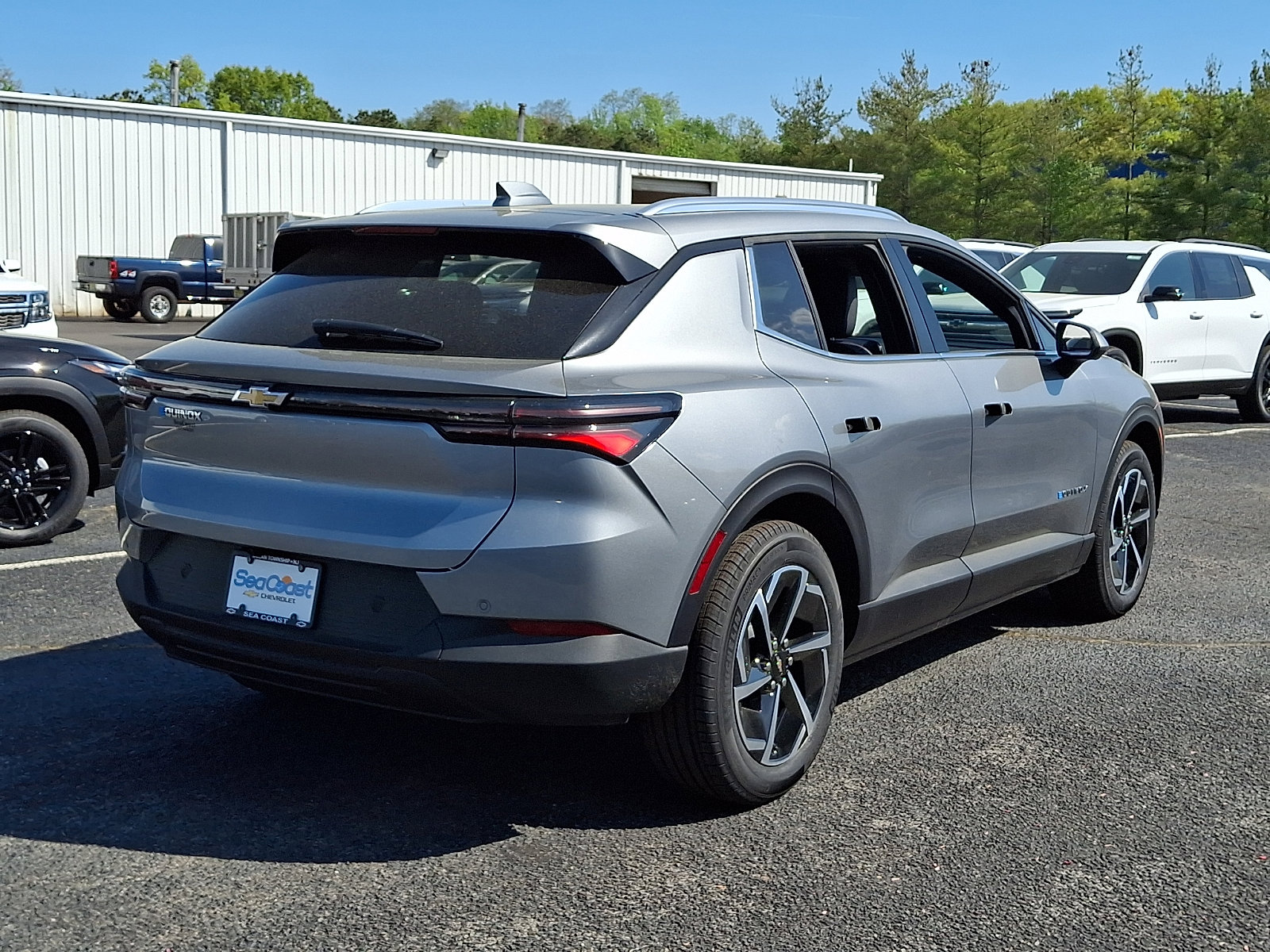 New 2026 Chevrolet Equinox EV LT FWD image 5