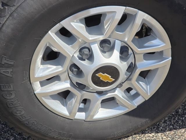 Used 2022 Chevrolet Silverado 2500 LT w/ Convenience Package AWD/4WD image 21