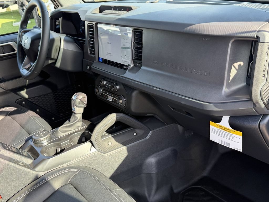 New 2026 Ford Bronco Big Bend w/ Black Diamond Package AWD/4WD image 8