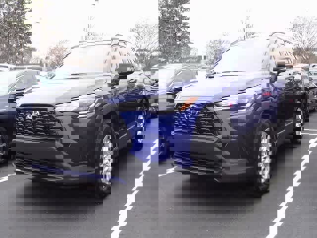 Certified 2025 Toyota Corolla Cross LE