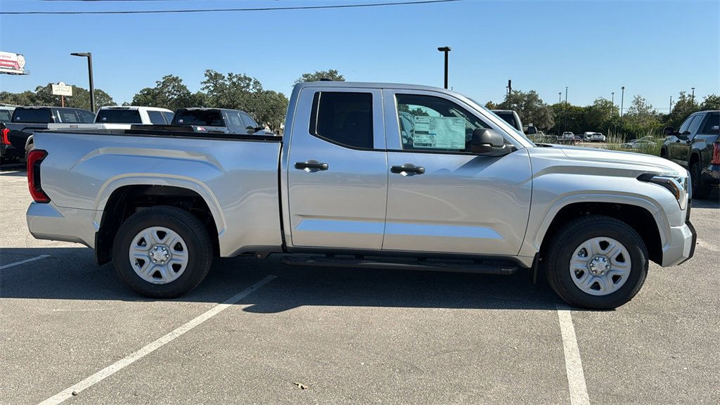 New 2026 Toyota Tundra SR image 10