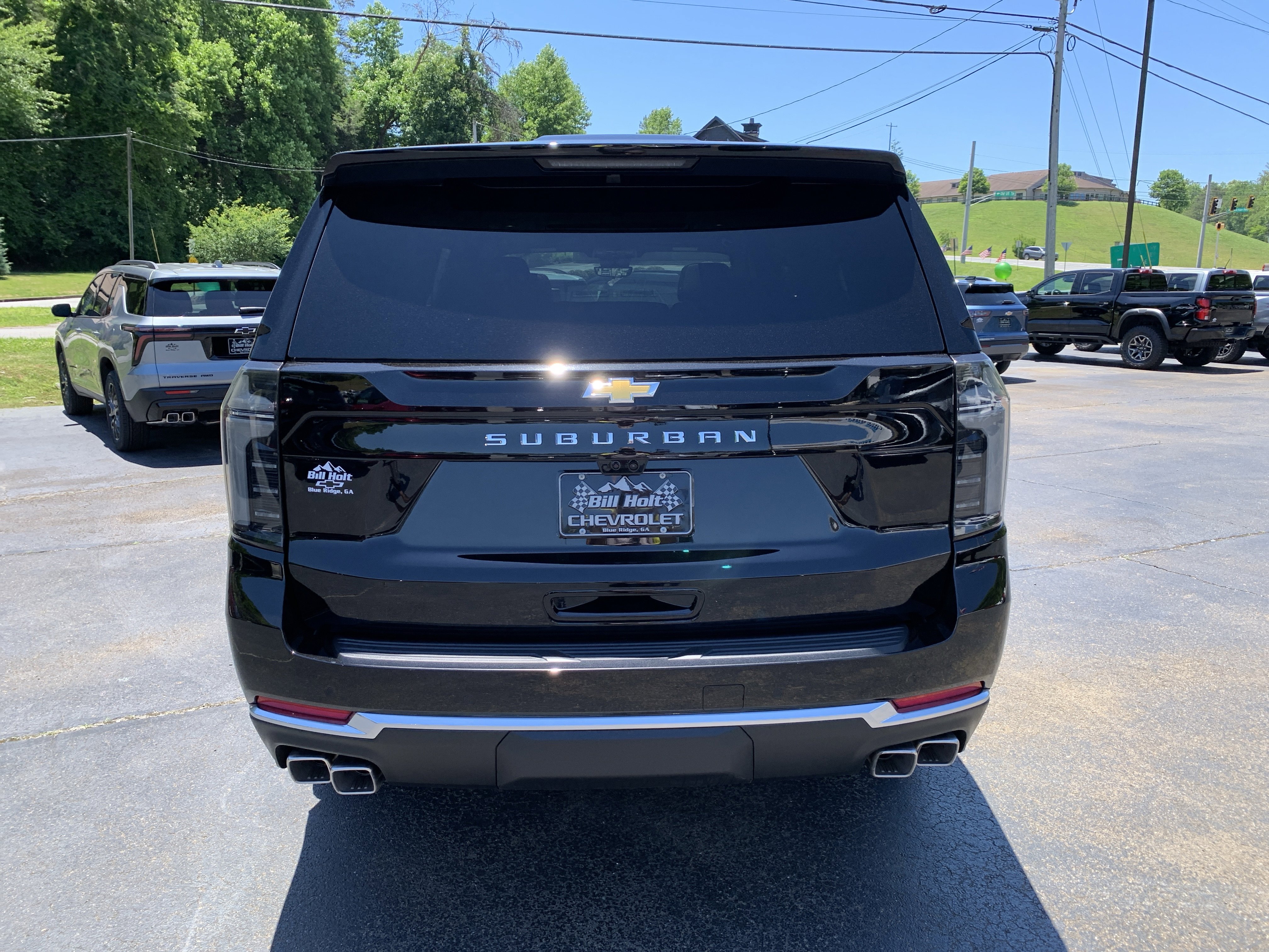 New 2026 Chevrolet Suburban High Country AWD/4WD image 3