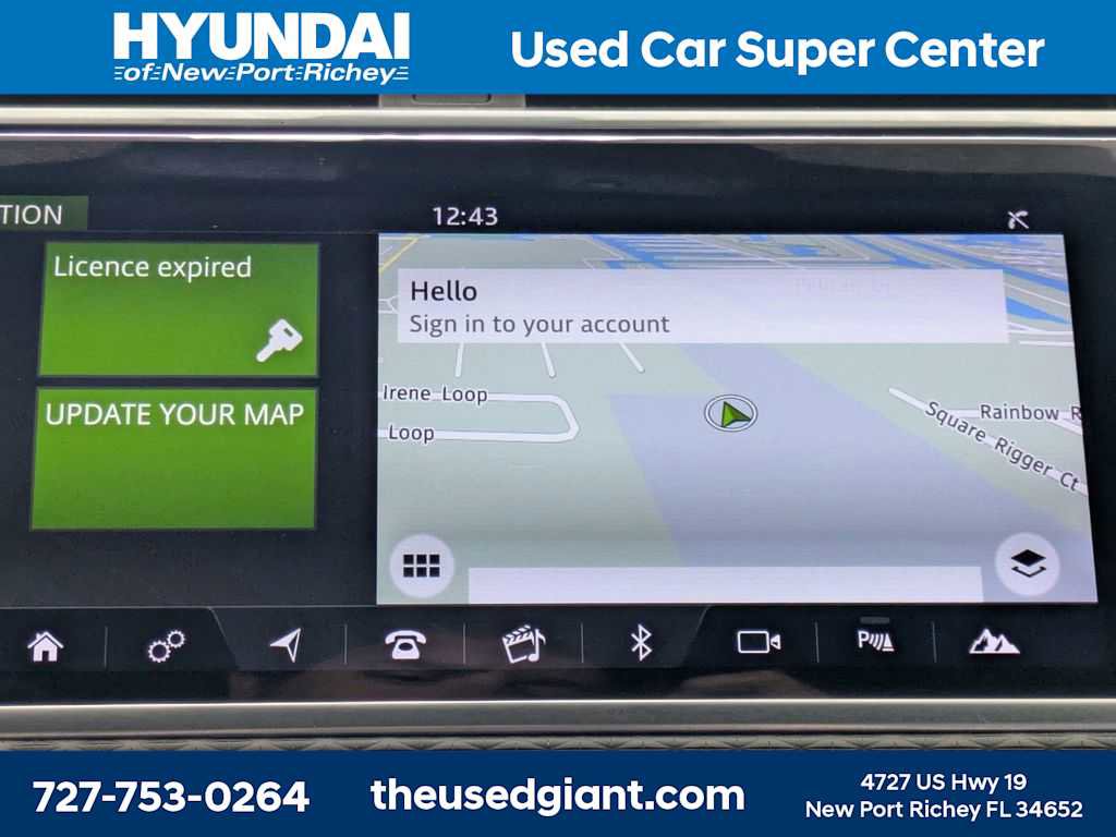 Used 2020 Land Rover Range Rover Velar R-Dynamic S image 30