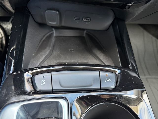 Used 2024 Chevrolet Trax ACTIV w/ Sunroof Package FWD image 24