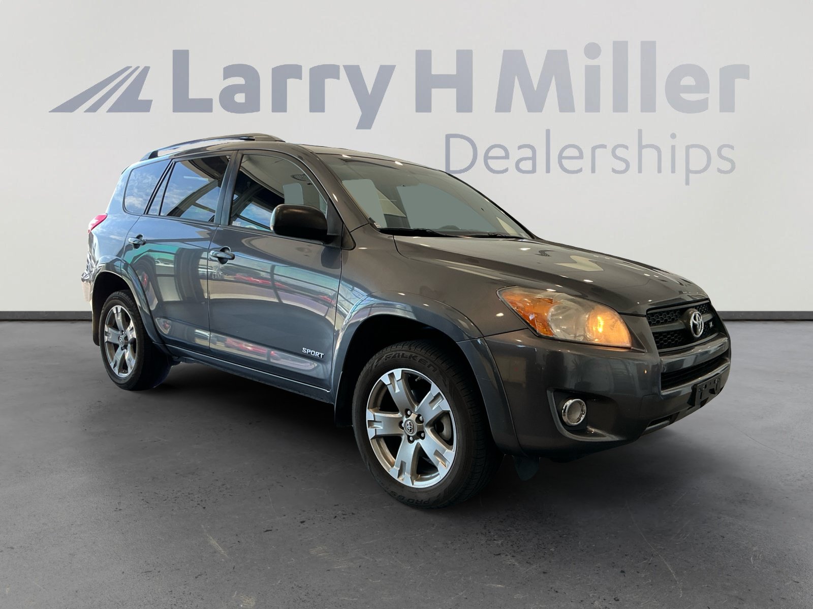 Used 2010 Toyota RAV4 Sport AWD/4WD image 6