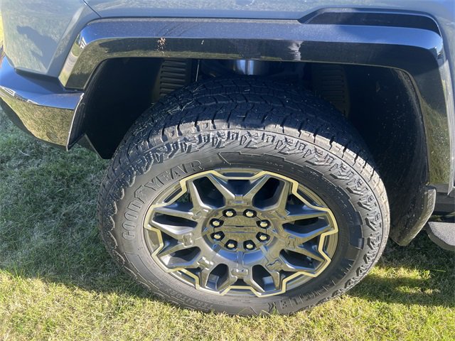 New 2025 GMC Hummer EV 3X image 16