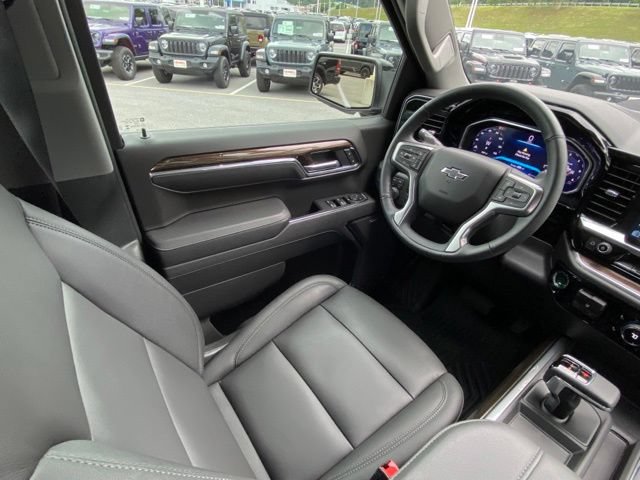 Used 2026 Chevrolet Silverado 1500 LT Trail Boss w/ LT Trail Boss Premium Package AWD/4WD image 22